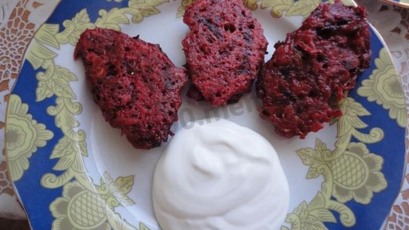 свекольно-картофельные оладьи