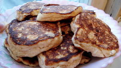 Яблочно-творожные оладьи