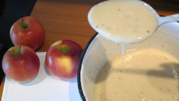 яблочные оладушки