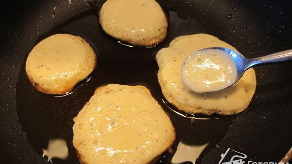 яблочные оладушки