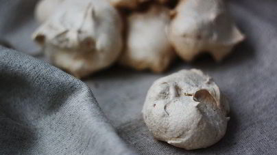 Белковое печенье с орехами