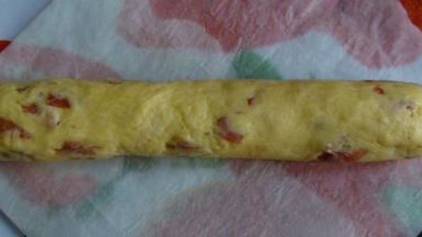 бискотти с пармезаном, ветчиной и перцем чили