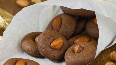 Домашнее шоколадное печенье с орехами