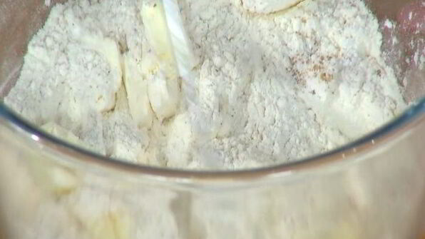 картофельное печенье с сыром и грудинкой