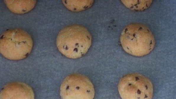 кокосовое печенье с шоколадными каплями