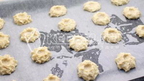 новогоднее ореховое курабье