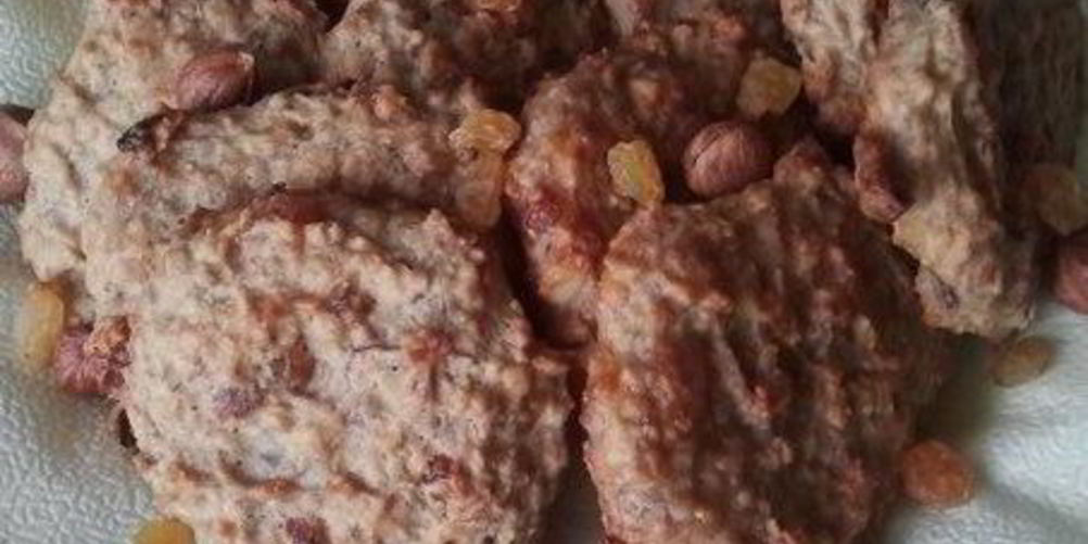 Рецепт овсяное печенье с бананом, грецким орехом и изюмом