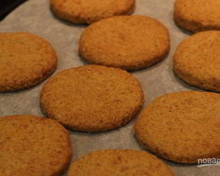 Печенье с овсяными хлопьями