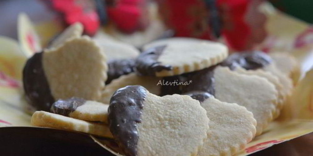 Рецепт печенье сердечки в шоколаде