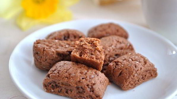 печенье шоколадные подушечки