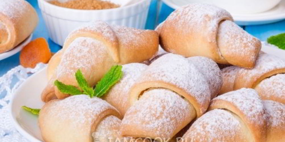 Рецепт рогалики с сухофруктами и орехами