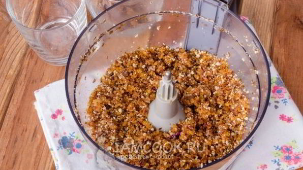 рогалики с сухофруктами и орехами