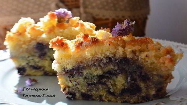 чернично-кокосовый пирог