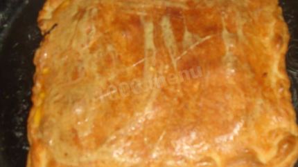 Грибной слоеный пирог с сыром