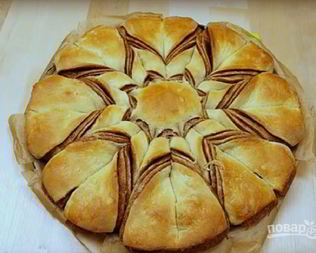 Красивый пирог из дрожжевого теста
