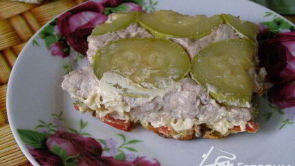 Пирог из кабачков и фарша