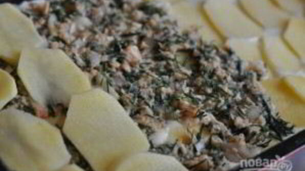 пирог из рыбных консервов