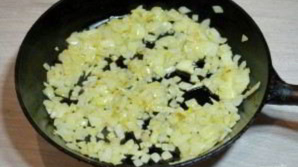 пирог из слоеного бездрожжевого теста с фаршем