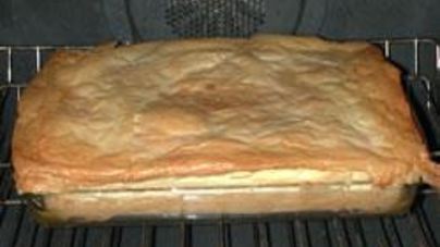 Пирог из слоеного теста фило с заварным кремом