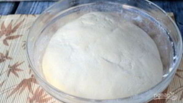 пирог с брусникой из дрожжевого теста