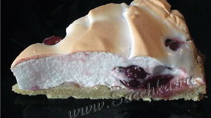 Пирог с черешней