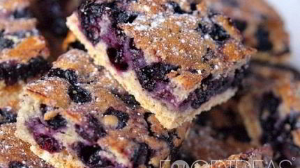 Пирог с черникой