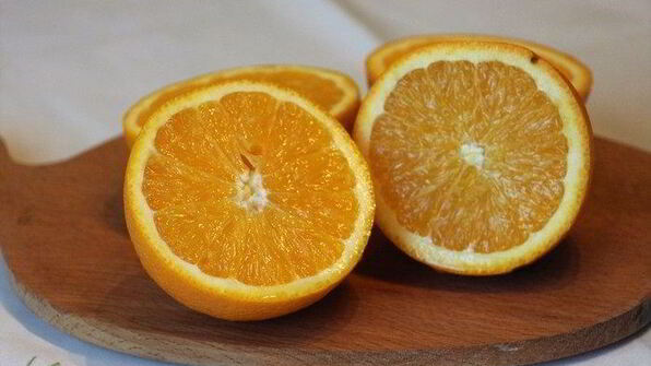 пирог с финиками под карамельным соусом