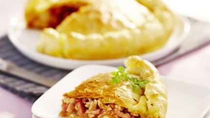 Пирог с говядиной и овощами