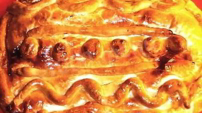 Пирог с грибами и луком