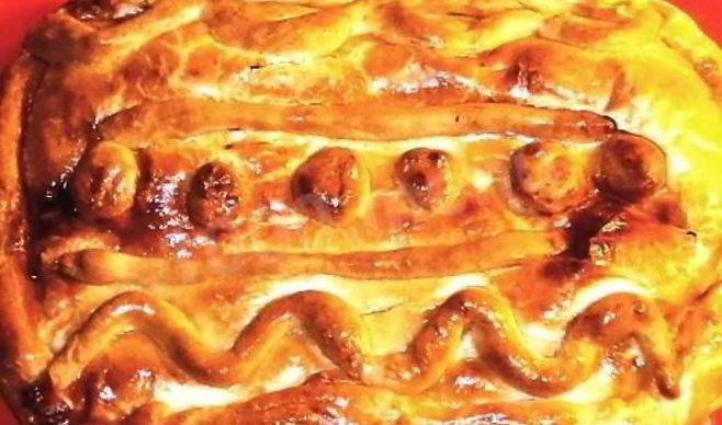 Пирог с грибами и луком