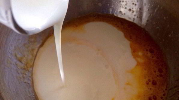 пирог с капустой и лисичками