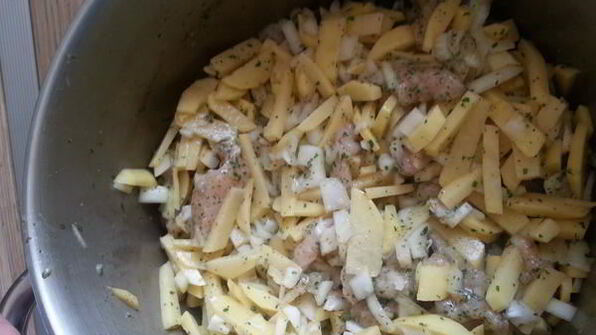 пирог с картошкой и сливочной курочкой