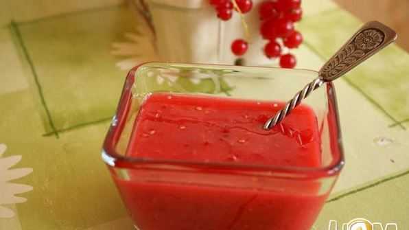 пирог с красной смородиной