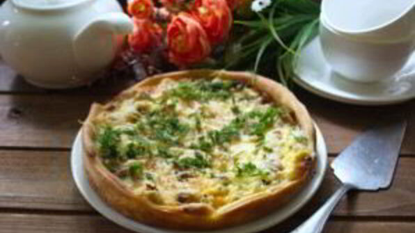 пирог с шампиньонами и курицей