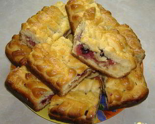 Пирог зимний с ягодами