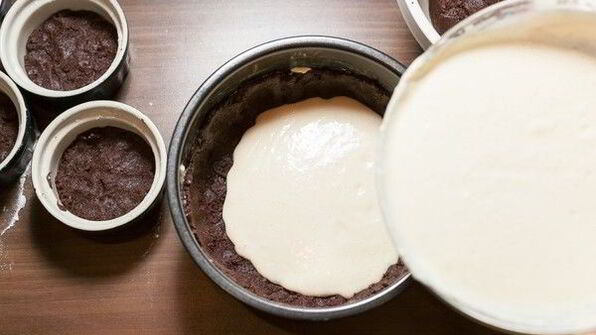 русский рваный пирог с творожной начинкой