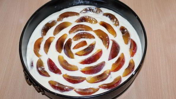 сливовый пирог с коньяком