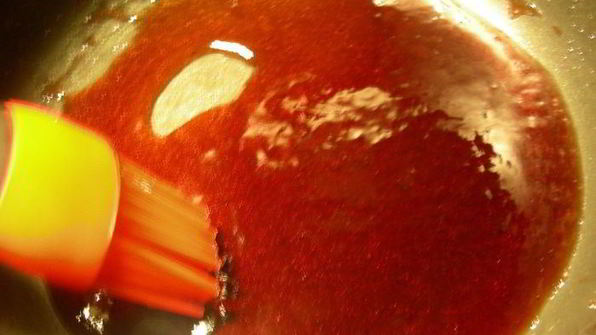 сочный пирог со сливами и марципаном