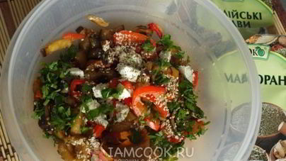 Сырно-слоеный пирог с карамелизированными баклажанами