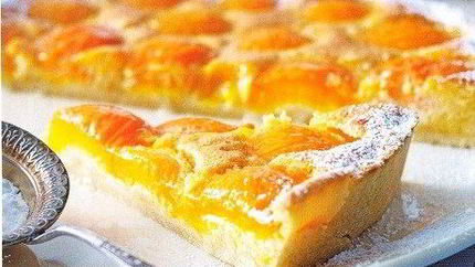 Творожный пирог с абрикосами