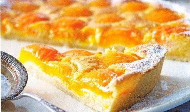 Творожный пирог с абрикосами