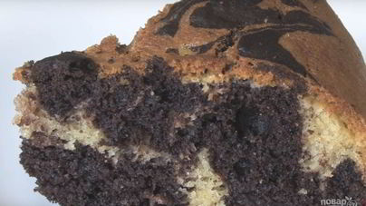 Ванильно-мраморный бисквитный пирог