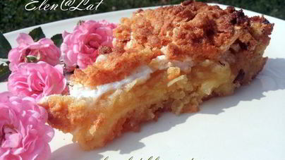 Яблочный пирог с лимоном и безе