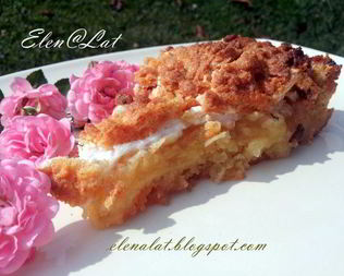 Яблочный пирог с лимоном и безе