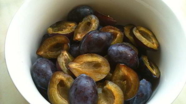 заливной пирог со сливами