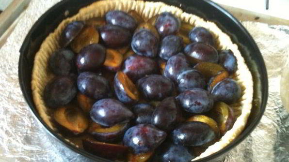 заливной пирог со сливами