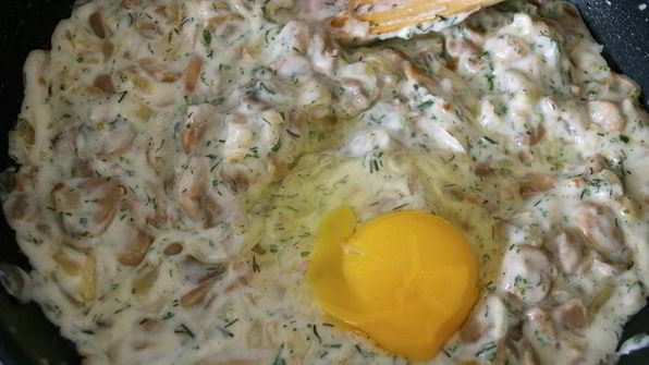 блинчатые пирожки, панированные в тесте