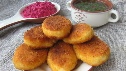 Картофельные пирожки с брынзой