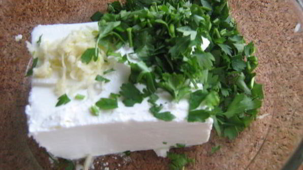 картофельные пирожки с брынзой