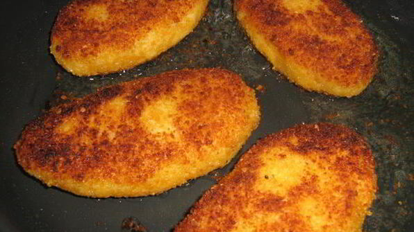 картофельные пирожки с брынзой